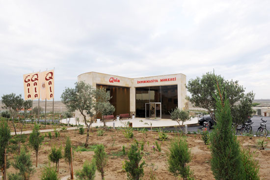 Azerbaijani president and his spouse visit Gala State History-Ethnography Preserve (PHOTO)